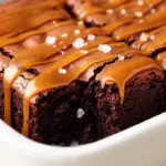 Fudgy Brownies mit Salzkaramell - featured image